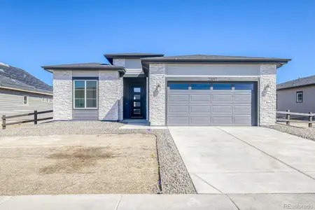 New construction Single-Family house 22097 E Rockinghorse Pkwy, Aurora, CO 80016 Sanctuary- photo 2 2