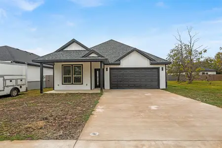 New construction Single-Family house 306 Dixon St, Terrell, TX 75160 - image