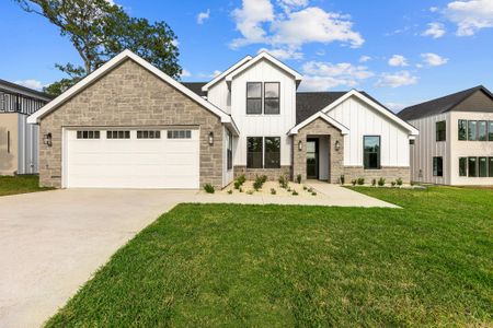 New construction Single-Family house 208 Ulupau Cir, Bastrop, TX 78602 null- photo 0