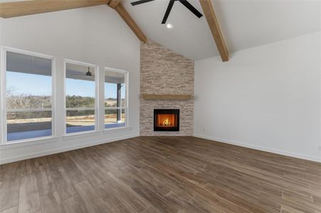 New construction Single-Family house 9012 Valley Oak Ct, Springtown, TX 76082 - image 14