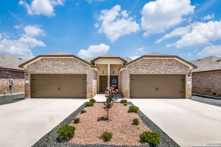 New construction Multi-Family house 364-366 Emma Dr, New Braunfels, TX 78130 - photo 0