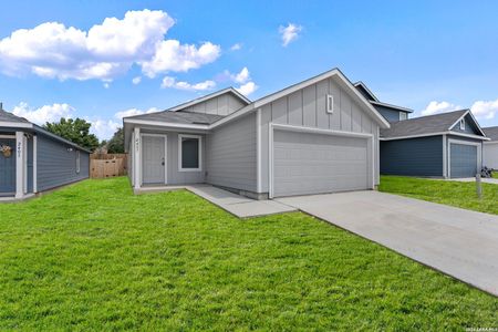 New construction Single-Family house 2407 Vireo Wy, San Antonio, TX 78253 plan Pinehollow - image