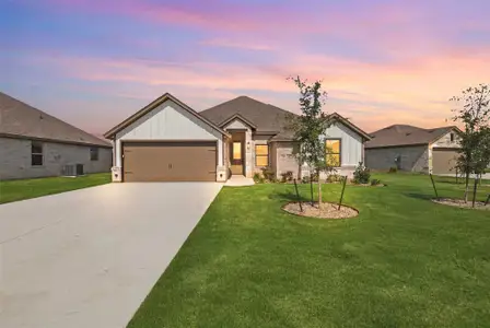 New construction Single-Family house 728 Raylan St, Springtown, TX 76082 - image