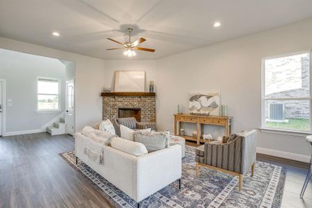 New construction Single-Family house 1005 Springfield Rd, Springtown, TX 76082 plan The San Gabriel - image 15