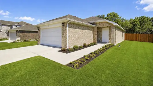 New construction Single-Family house 1917 Glory Dr, Bonham, TX 75418 plan Barton - image