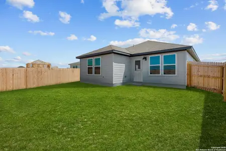 New construction Single-Family house 1523 Silver Run, New Braunfels, TX 78130 plan Beeville - image