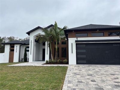 New construction Single-Family house 9302 W Flora Dr, Tampa, FL 33615 null- photo 0