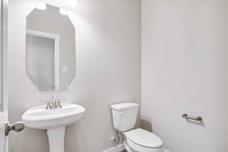 New construction Single-Family house 4219 Pigeon Dr, Sherman, TX 75092 plan The Tulip - image 9