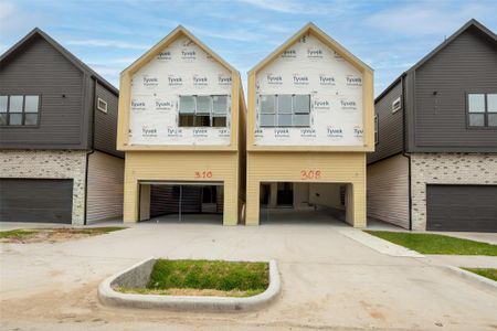 New construction Single-Family house 310 E 35Th St, Houston, TX 77018 - image