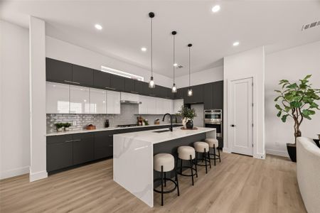 New construction Single-Family house 1105 Wilson St, Houston, TX 77019 - image 12