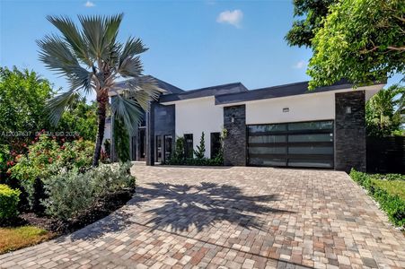 New construction Single-Family house 2832 Ne 24Th Ct, Fort Lauderdale, FL 33305 - image