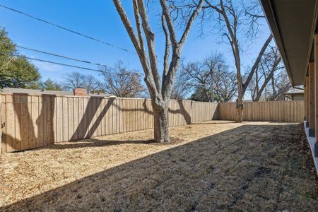 New construction Single-Family house 8638 Lockhaven Dr, Dallas, TX 75238 null- photo 18 18