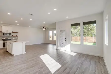 New construction Single-Family house 4530 Hogans Alley Drive, Arlington, TX 76001 Sage- photo 10 10