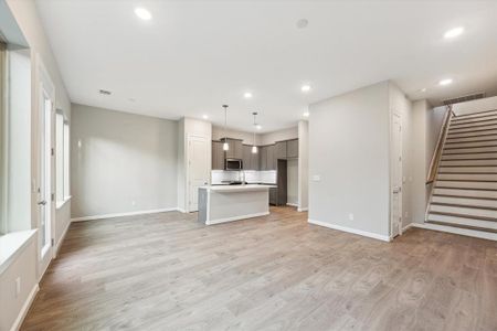 New construction Single-Family house 812 Glowing Dawn Dr, Houston, TX 77018 null- photo 12 12