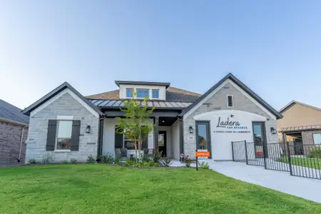 New construction Single-Family house 901 Capella Ln, Mansfield, TX 76063 plan Arabella - image 7