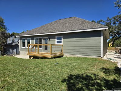 New construction Single-Family house 333 Oak Springs Drive, Canyon Lake, TX 78133 - photo 2 2