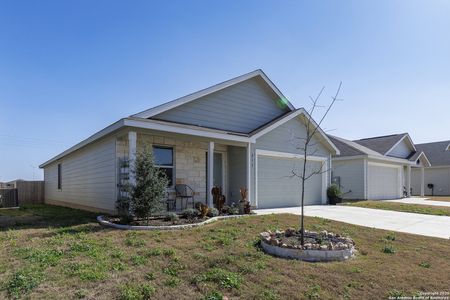 New construction Single-Family house 213 Free Waters, Seguin, TX 78155 null- photo 20 20