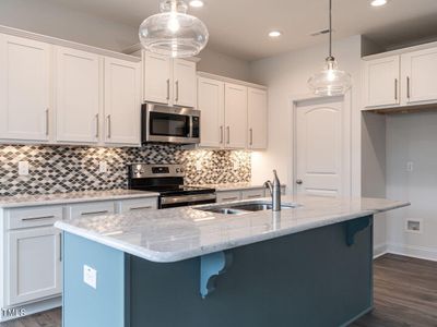 South Creek by Watermark Homes in Fuquay Varina - photo 8 8