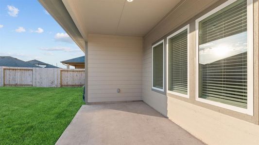 New construction Single-Family house 6005 Camden Peak Ct, Rosenberg, TX 77469 LANCASTER- photo 32 32