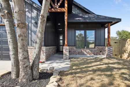 New construction Single-Family house 1213 E Butler St, Fort Worth, TX 76115 - image