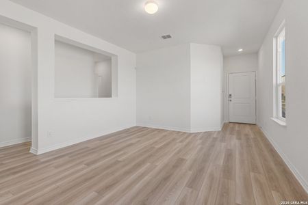 New construction Single-Family house 10037 Jagger Ave, Converse, TX 78109 plan 1243 Modeled - image 16