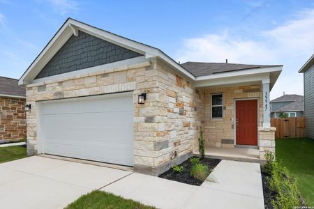 New construction Single-Family house 15547 Lonehollow Lk, San Antonio, TX 78253 plan Easton - 1388 - image