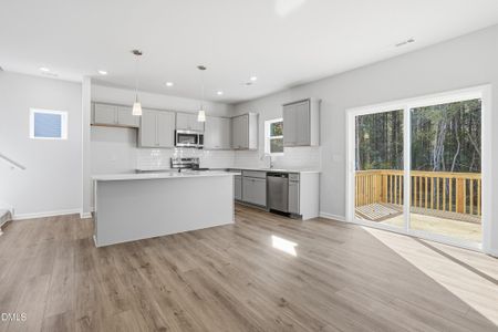 New construction Single-Family house 154 Harriette Ct, Lillington, NC 27546 plan Russell - image 8