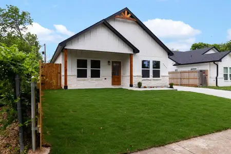 New construction Single-Family house 1417 E Baltimore Ave, Fort Worth, TX 76104 - image