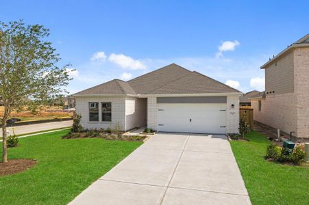 New construction Single-Family house 1950 Stargazer Ln, Angleton, TX 77515 plan Upton - image