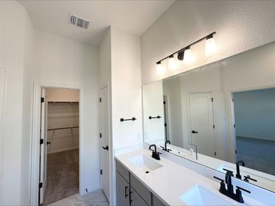 New construction Single-Family house 13801 Bothwell Pl, Manor, TX 78653 Premier Series - Laurel- photo 8 8