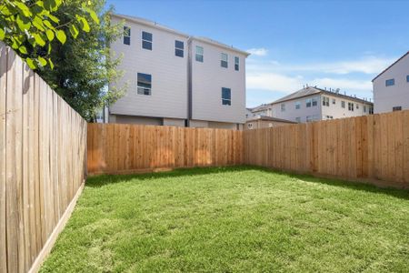 New construction Single-Family house 4229 Gibson St, Houston, TX 77007 - image 3