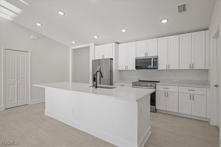 New construction Single-Family house 616 Sw 9Th Ct, Cape Coral, FL 33991 plan The Paradise Cove - image 8