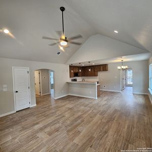 New construction Single-Family house 713 Circleview Dr, Canyon Lake, TX 78133 null- photo 5 5