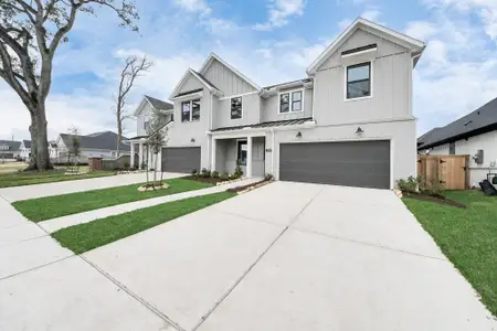 New construction Townhouse house 1711 Sterling Water Dr, Missouri City, TX 77459 - image