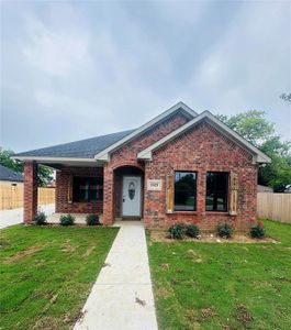 New construction Single-Family house 1523 N Brazos, Cleburne, TX 76033 - photo 0