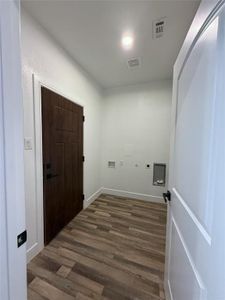 New construction Single-Family house 729 E Sears St, Denison, TX 75021 null- photo 4 4