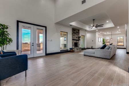 New construction Single-Family house 202 Venado Oak, Castroville, TX 78009 - image 5
