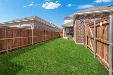 New construction Single-Family house 1514 Broadview Dr, Garland, TX 75042 null- photo 0