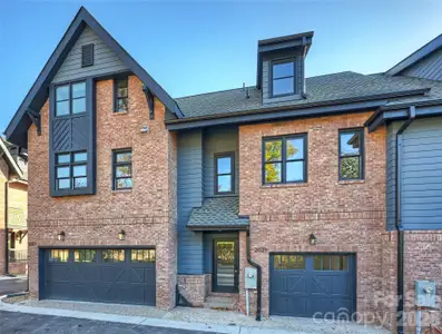 New construction Townhouse house 2027 Thurmond Pl, Charlotte, NC 28205 - image
