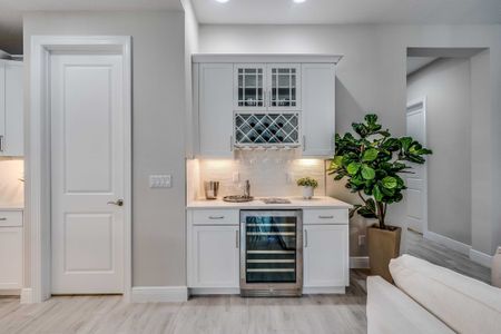 New construction Single-Family house 6450 High Pointe Wy, Vero Beach, FL 32967 plan Allura - image 5