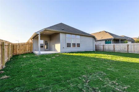 New construction Single-Family house 13521 William Tyler Way, Manor, TX 78653 Premier Series - Oleander- photo 26 26