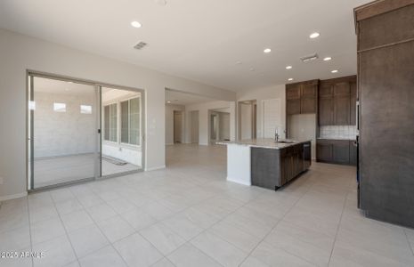 New construction Single-Family house 26161 S 225Th Way, Queen Creek, AZ 85142 Patagonia- photo 13 13