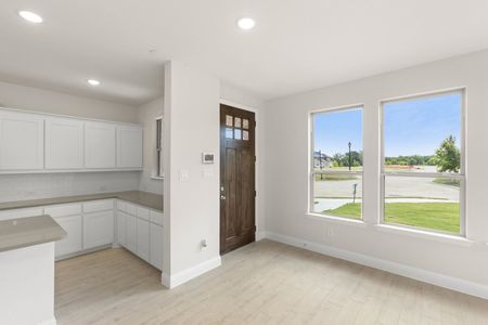 New construction Townhouse house 1991 Gentle Oak Trl, Corinth, TX 76210 plan Caddo - image 16