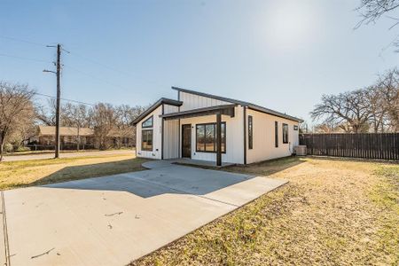 New construction Single-Family house 112 Stevens St, Bridgeport, TX 76426 - image
