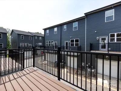 Context at Oakhurst by Tri Pointe Homes in Charlotte - image 3