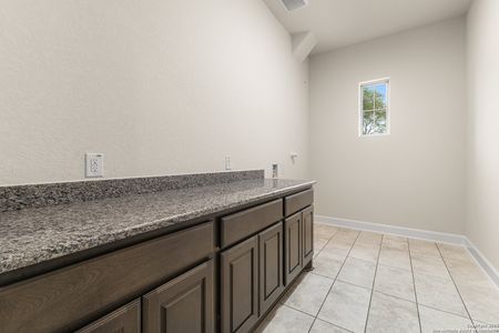 New construction Single-Family house 649 Legend Park Dr, Castroville, TX 78009 - image 12