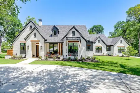 New construction Single-Family house 3018 Winding Creek Trl, Aledo, TX 76008 - image