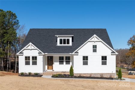 New construction Single-Family house 4243 Candlewood Dr, Sherrills Ford, NC 28673 null- photo 0