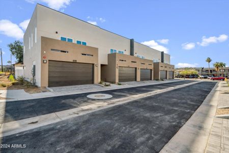 New construction Townhouse house 2122 E Voltaire Avenue, Phoenix, AZ 85022 Agave- photo 0