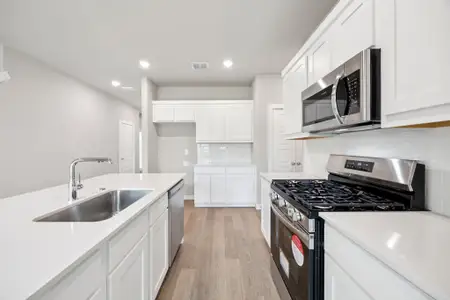 New construction Single-Family house 400 Watertown Dr, McKinney, TX 75071 plan Mesquite - Trees Series - image 10